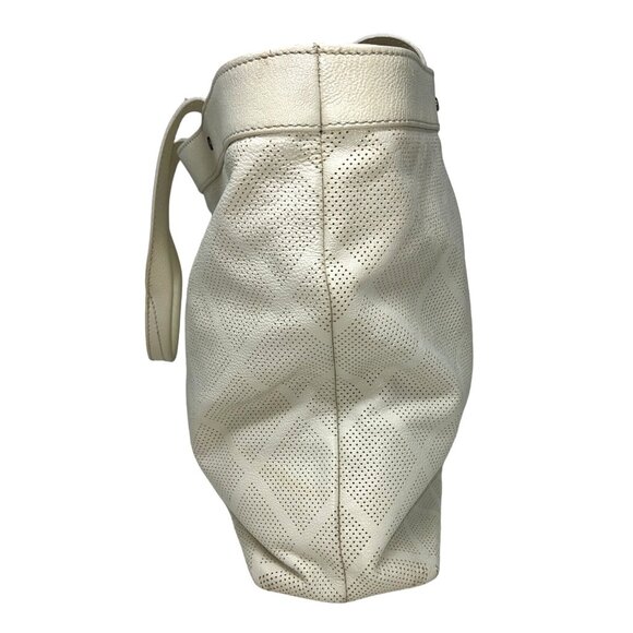 Chanel Ivory Goatskin Perforated Large CC Tote - Picture 4 of 12